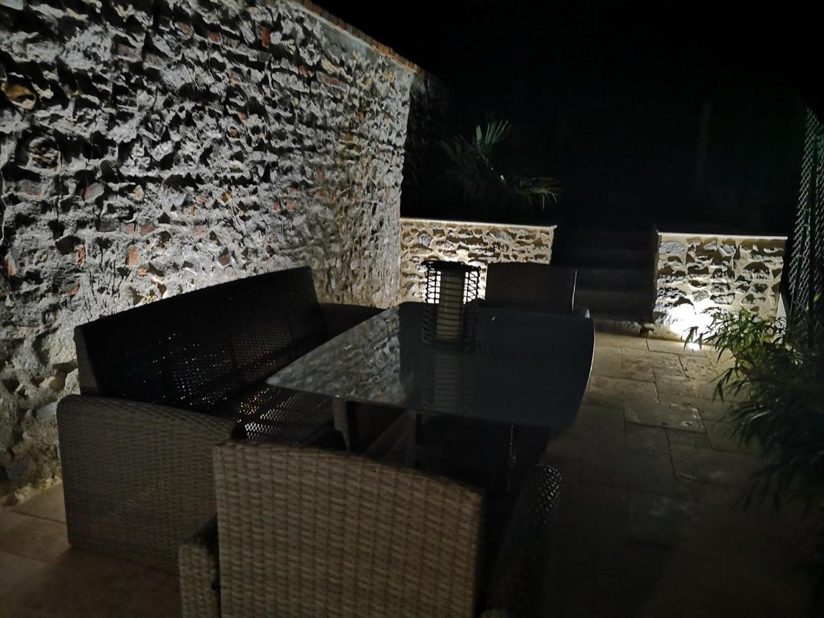 Tuilerie De La Cote 4* Aparthotel Ouzouer-Sur-Trezee Ngoại thất bức ảnh